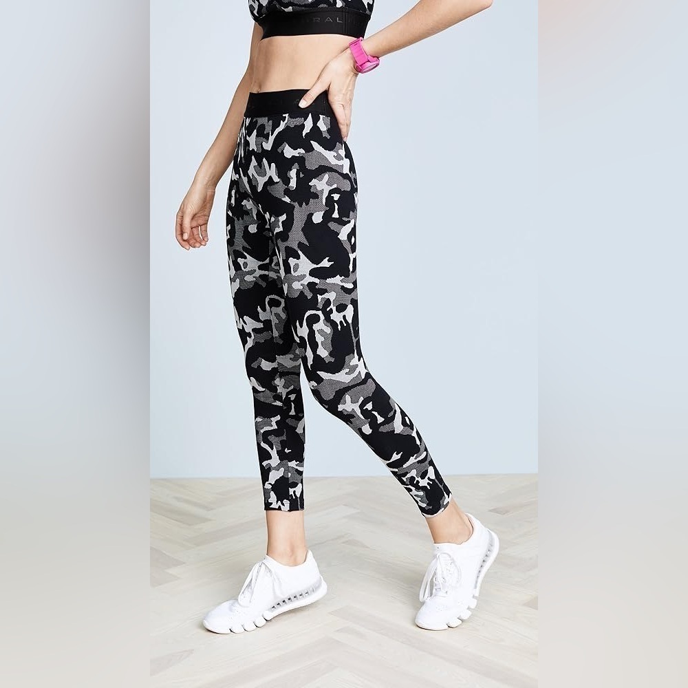 KORAL Knockout Crop Leggings Logo Waistband in Black/White Camo Women’s XS